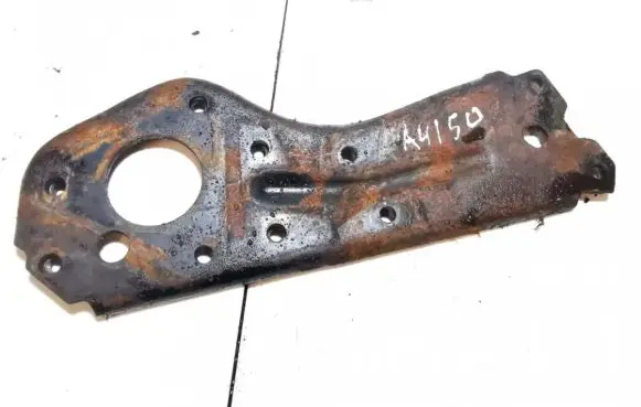 Volkswagen PASSAT B3 Engine mounting bracket