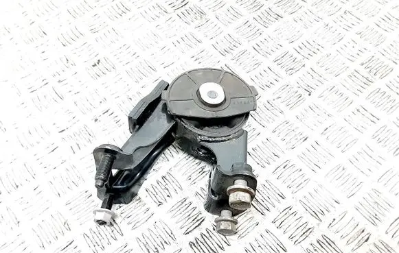 Lexus CT 200H Engine mount bracket 1T081602