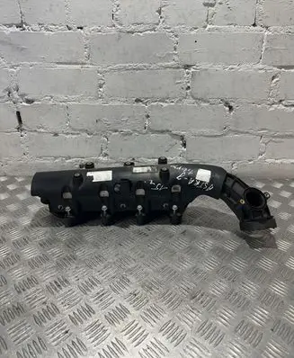 Opel Astra J Intake manifold 1111383S02