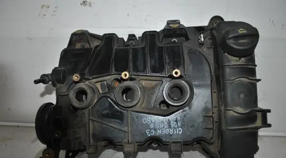 Citroen C3 Rocker cam cover 9811067580