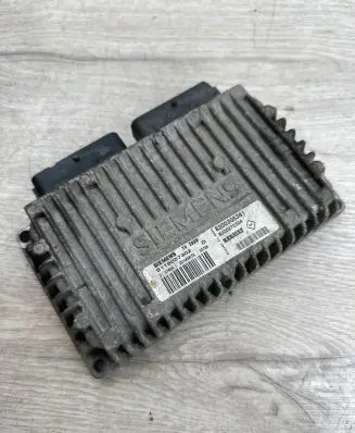 Renault Megane II Engine control unit/module 8200272204 8200305381 S118057302