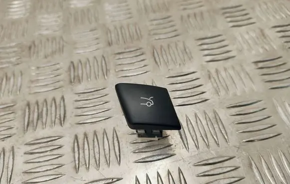 Citroen DS5 Tailgate opening switch 