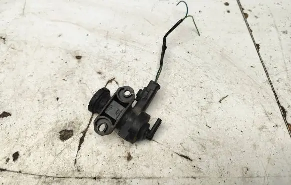 Audi A6 S6 C6 4F Turbo solenoid valve 9635704380 0928400414