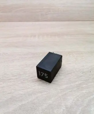 Volkswagen Golf IV Other relay 3A0927181 61233005