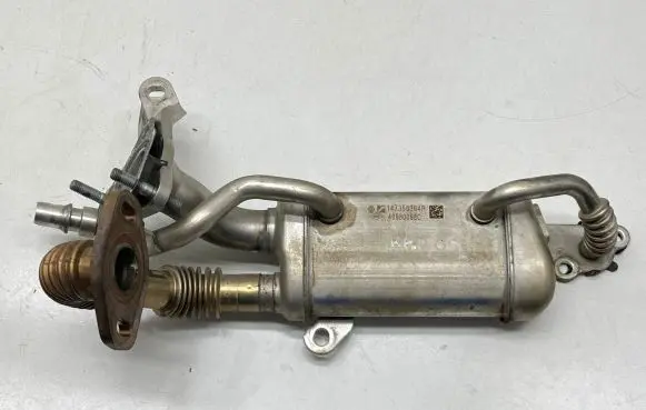 Renault Kangoo II EGR valve cooler 147350364R 40980098C