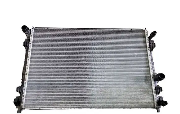 Volkswagen Golf VII Radiator set FZ493005 5Q0121251HM