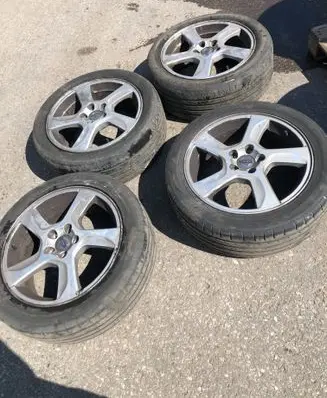 Volvo S60 R17 alloy rim 31200602