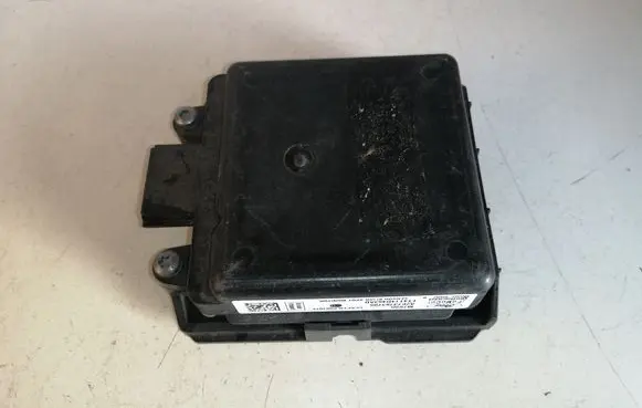 Ford Mustang VI Blind spot module FT4T14D453AD