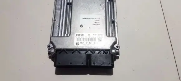 BMW X3 E83 Engine control unit/module 0281013251 7802268