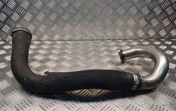 Opel Zafira B Intercooler hose/pipe 2003639B