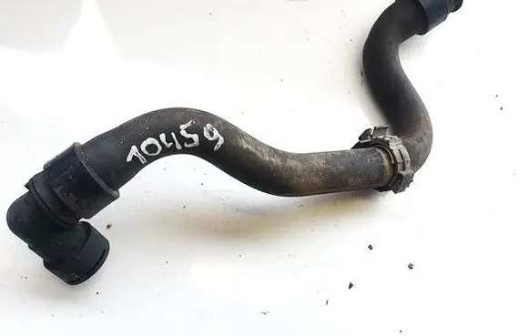 Engine coolant pipe/hose