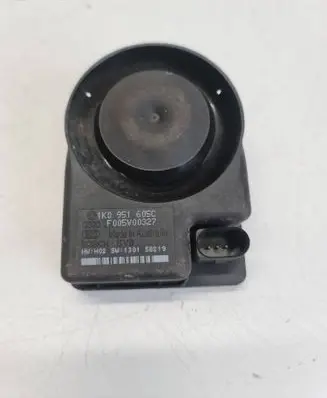 Volkswagen Touran I Alarm system siren 1K0951605C F005V00327