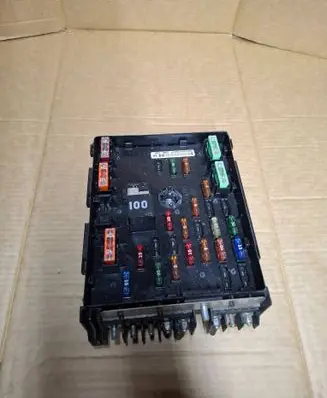 Volkswagen Sharan Fuse module 3C0937125A