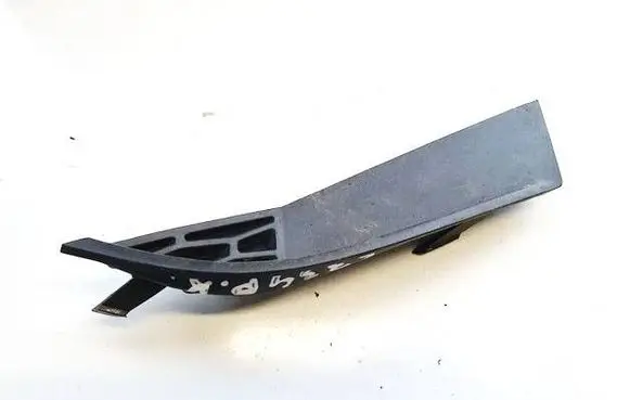 Land Rover Discovery 4 - LR4 Front bumper lower grill fk7215a299c fk72-15a299-c