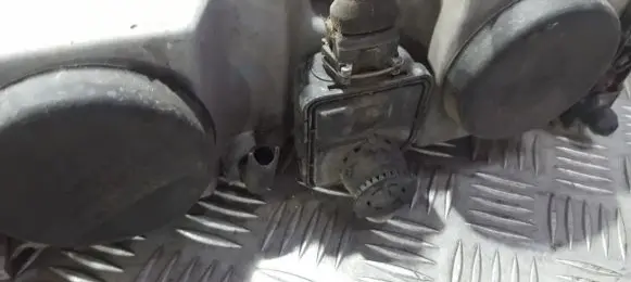 Headlight level adjustment motor