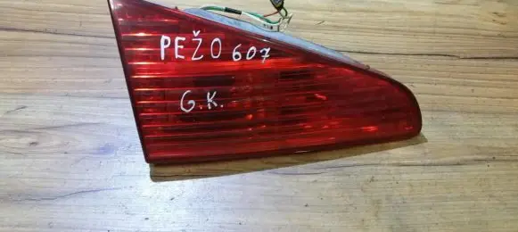 Peugeot 607 Tailgate rear/tail lights 2543g