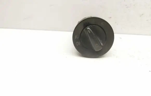 Volkswagen PASSAT B5 Light switch 1C0941531A