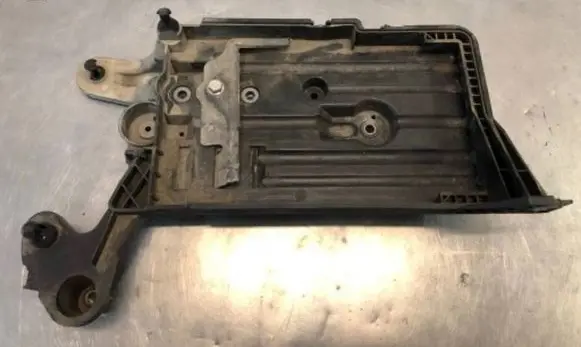 Audi A3 S3 8V Battery tray 5Q0915321H 5Q0915331J