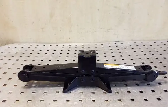 Mitsubishi Outlander Lift Jack 