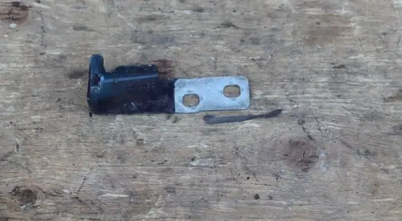 Audi A4 S4 B9 Fender mounting bracket 8W0821434B