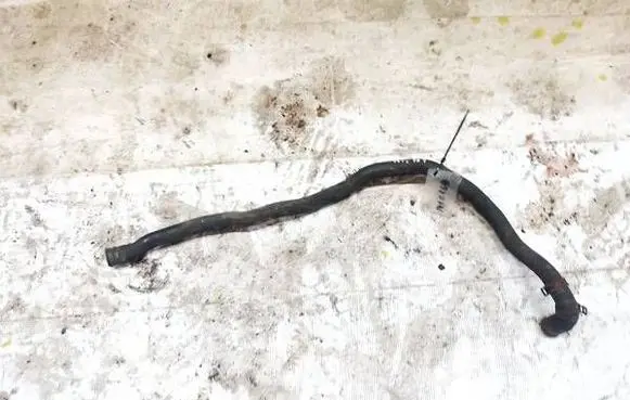 Engine coolant pipe/hose