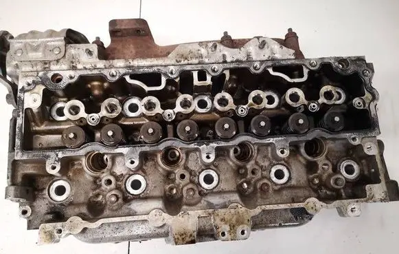 Ford Focus Engine head 9684487210 1v052u0094b