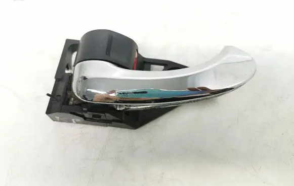 Toyota RAV 4 (XA30) Front door interior handle 