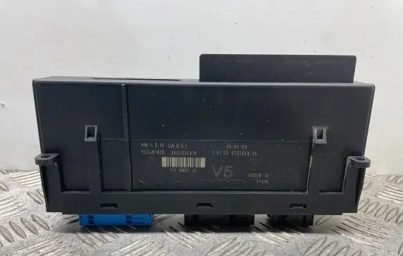 BMW 7 F01 F02 F03 F04 Comfort/convenience module 9202640 61359202640