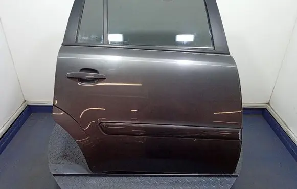 Opel Zafira B Rear door