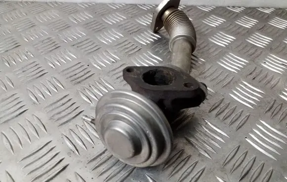 Audi A6 S6 C4 4A EGR valve 72167504 046131503A