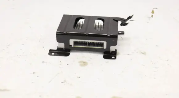 Jaguar XE Sound amplifier HX73-19C164-RC