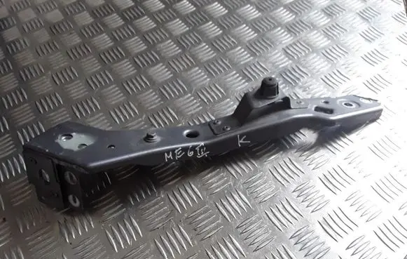 Renault Megane III Fender mounting bracket 6251306D