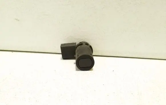 Audi A3 S3 8L Parking PDC sensor 4B0919275