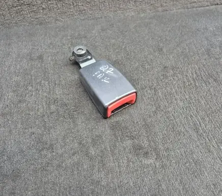 Audi Q7 4L Rear seatbelt buckle 4L0857740D 4L0857740D01C 4L0857740C01C