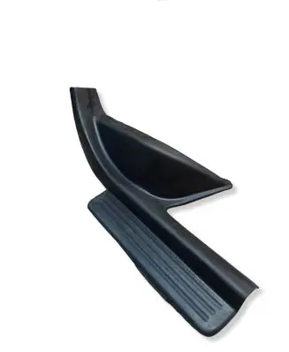 Subaru Impreza II Rear sill trim cover 94061FE000