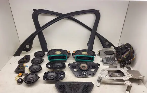 BMW 3 G20 G21 Audio system kit 5A38AB8 R35A47586 2622490