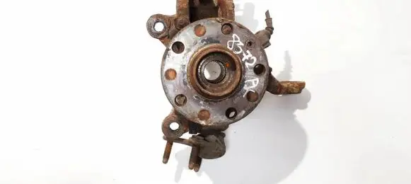 Volkswagen Touran I Front wheel hub