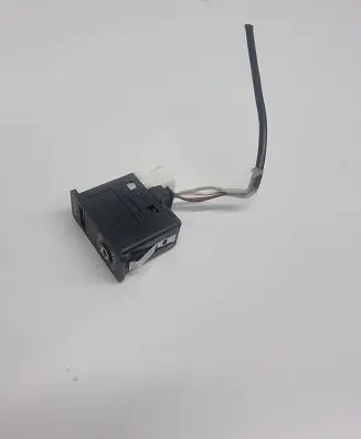 BMW X5 E70 AUX in-socket connector 9237653
