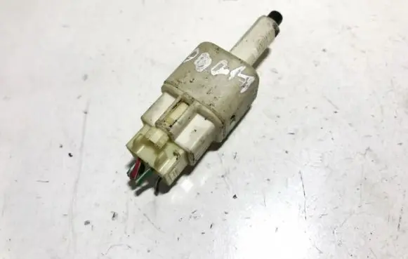 Toyota Avensis T250 Brake pedal sensor switch