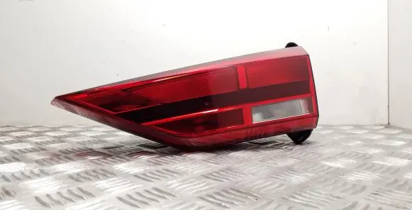 Audi Q3 F3 Tailgate rear/tail lights 83A945076