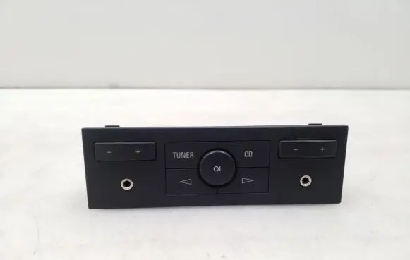 Head unit multimedia control