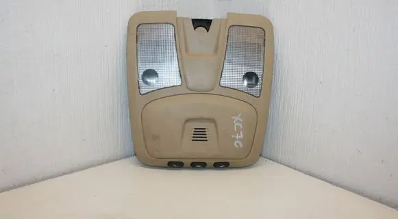 Volvo XC70 Front seat light 30669623 5044247