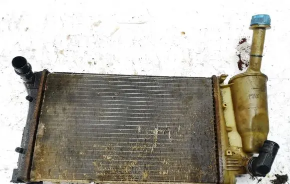 Fiat Panda II Coolant radiator 51759805 878600n