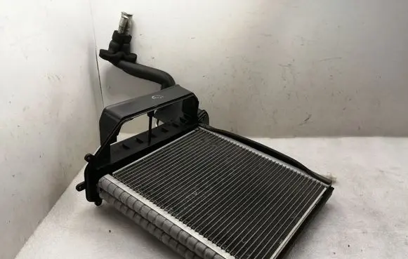 Air conditioning (A/C) radiator (interior)