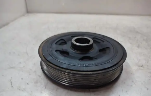 Honda Civic IX Crankshaft pulley
