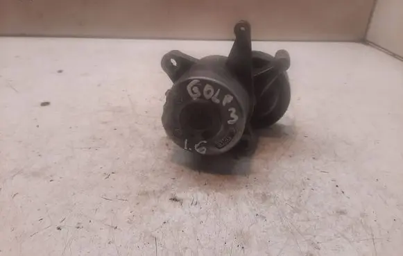 Volkswagen Golf III Generator/alternator belt tensioner 032145299C