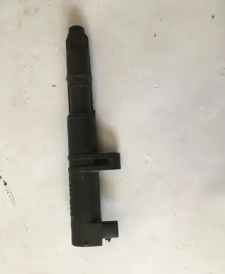 Renault Laguna I High voltage ignition coil 8200208611