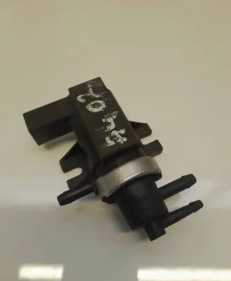 Audi A4 S4 B6 8E 8H Turbo solenoid valve 1j0906627