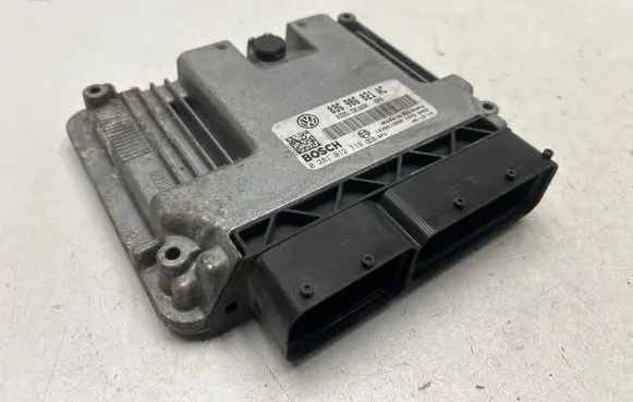 Volkswagen PASSAT B6 Engine control unit/module 03G906021AC 1039S13008 0281012719
