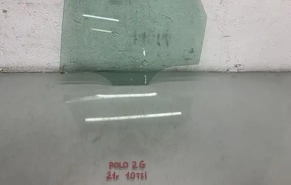 Volkswagen Polo VI Rear door window glass 2G4845025
